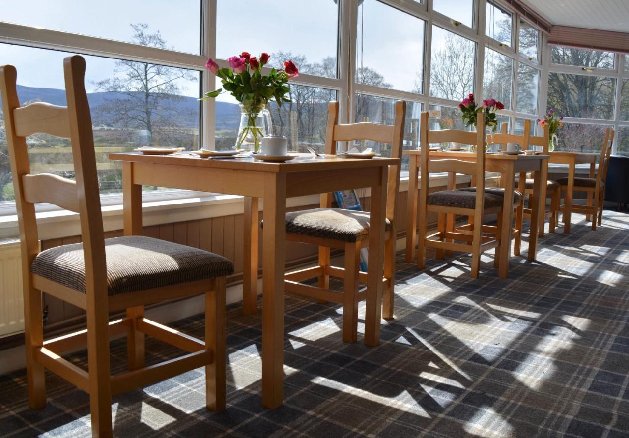 Feughside Hotel Strachan Екстериор снимка